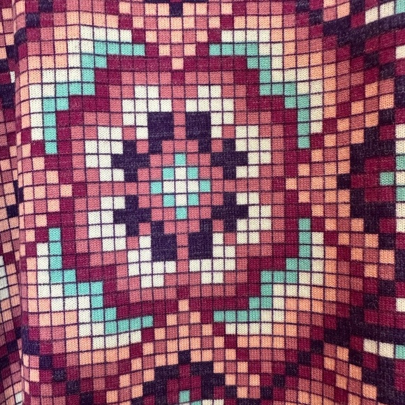 LuLaRoe Sarah Long Sleeve Duster Cardigan Pixelated Floral Print Size Medium M - Picture 8 of 12